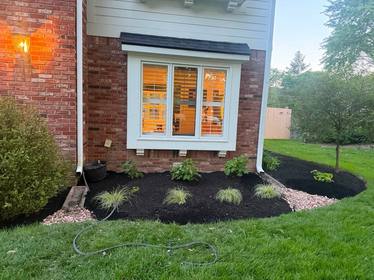 Mulch bed installation at Indianapolis home